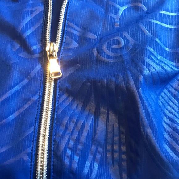 Zenergy by Chico’s Royal Blue Lightweight Zip Up Jacket, NWOT, 0/S - Picture 7 of 16